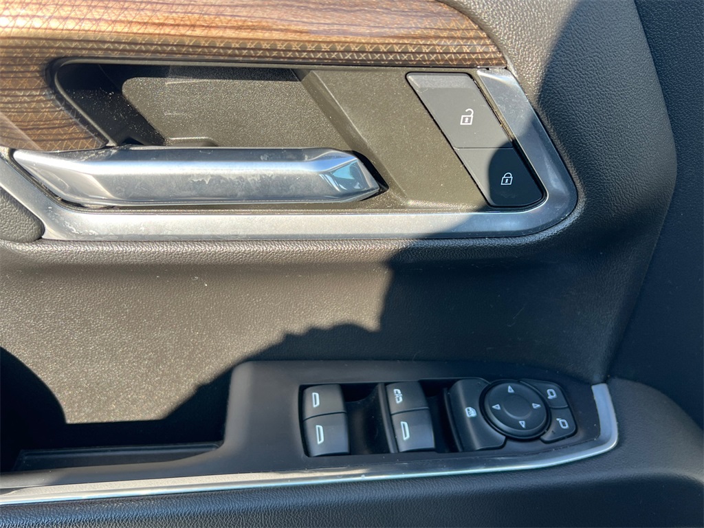 2022 Chevrolet Silverado 1500 LT photo 12