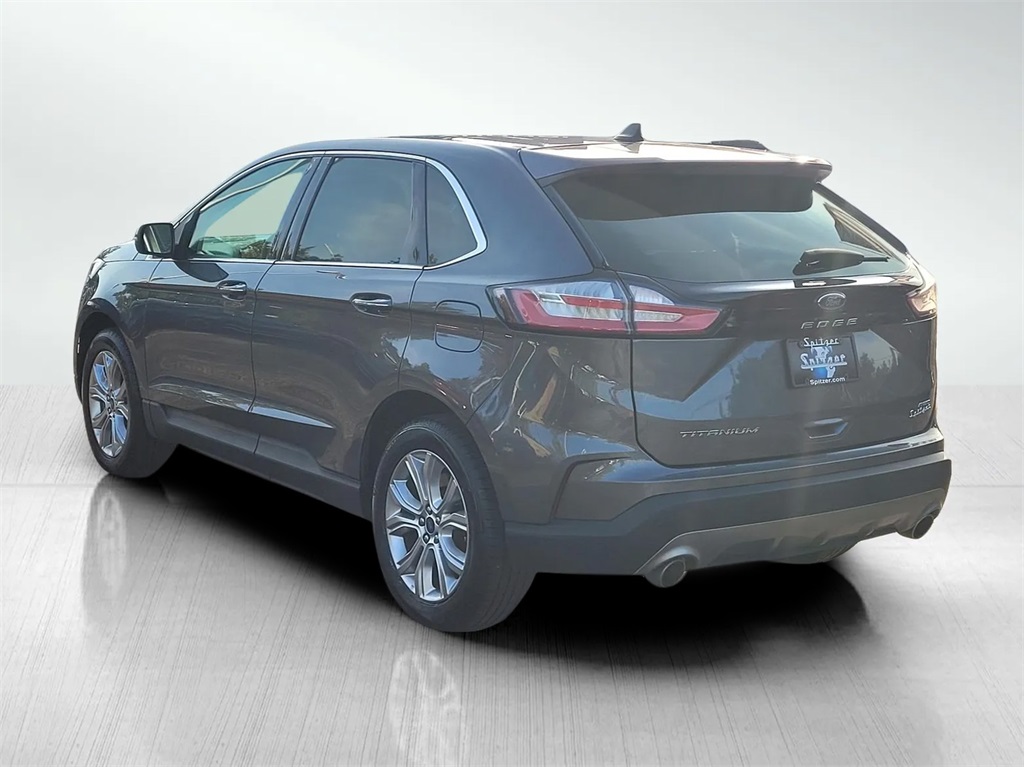2022 Ford Edge Titanium photo 7