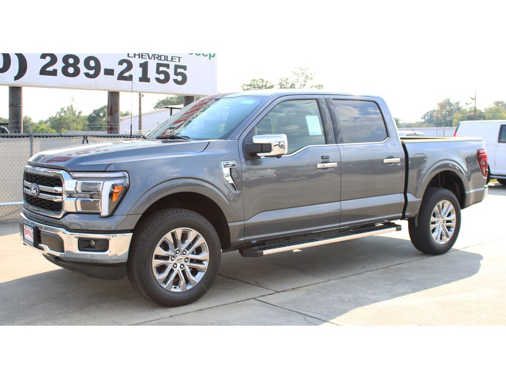 2025 Ford F-150 Lariat photo 2
