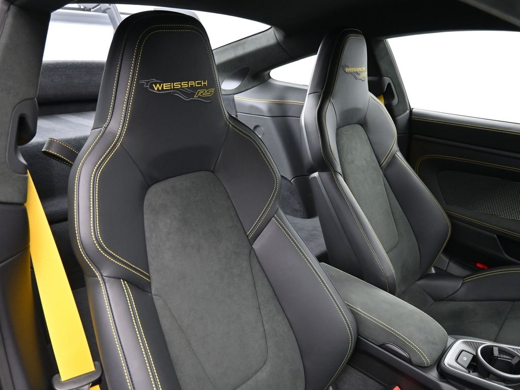 2025 Porsche 911 GT3 RS photo 10