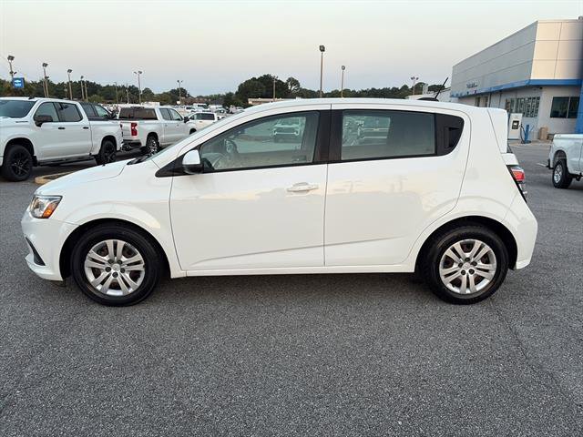 2020 Chevrolet Sonic LT photo 4