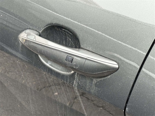 2024 Hyundai Elantra SEL Convenience photo 9