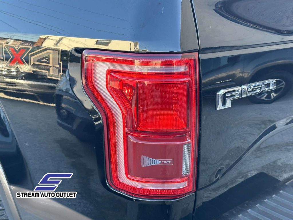 2016 Ford F-150 King Ranch photo 10