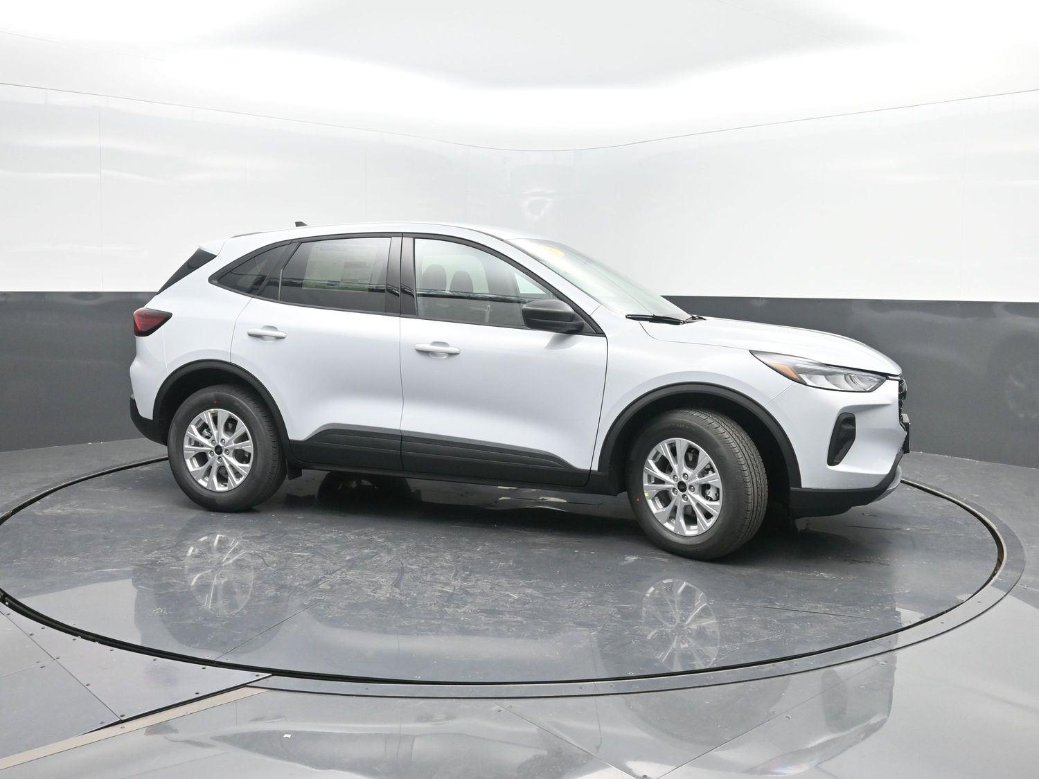 2026 Ford Escape Active photo 3