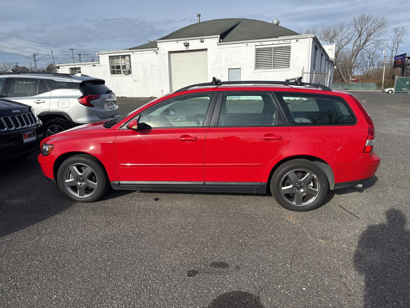 Used 2005 Volvo V50 T5 with VIN YV1MJ682252050346 for sale in Eatontown, NJ