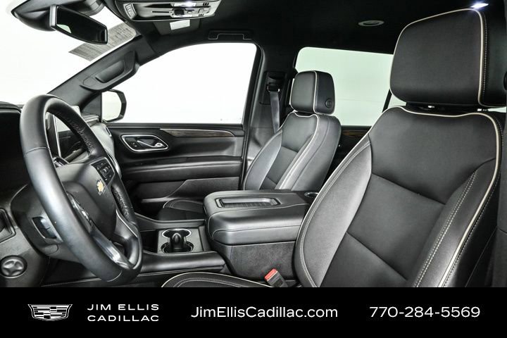 2023 Chevrolet Suburban Premier photo 3