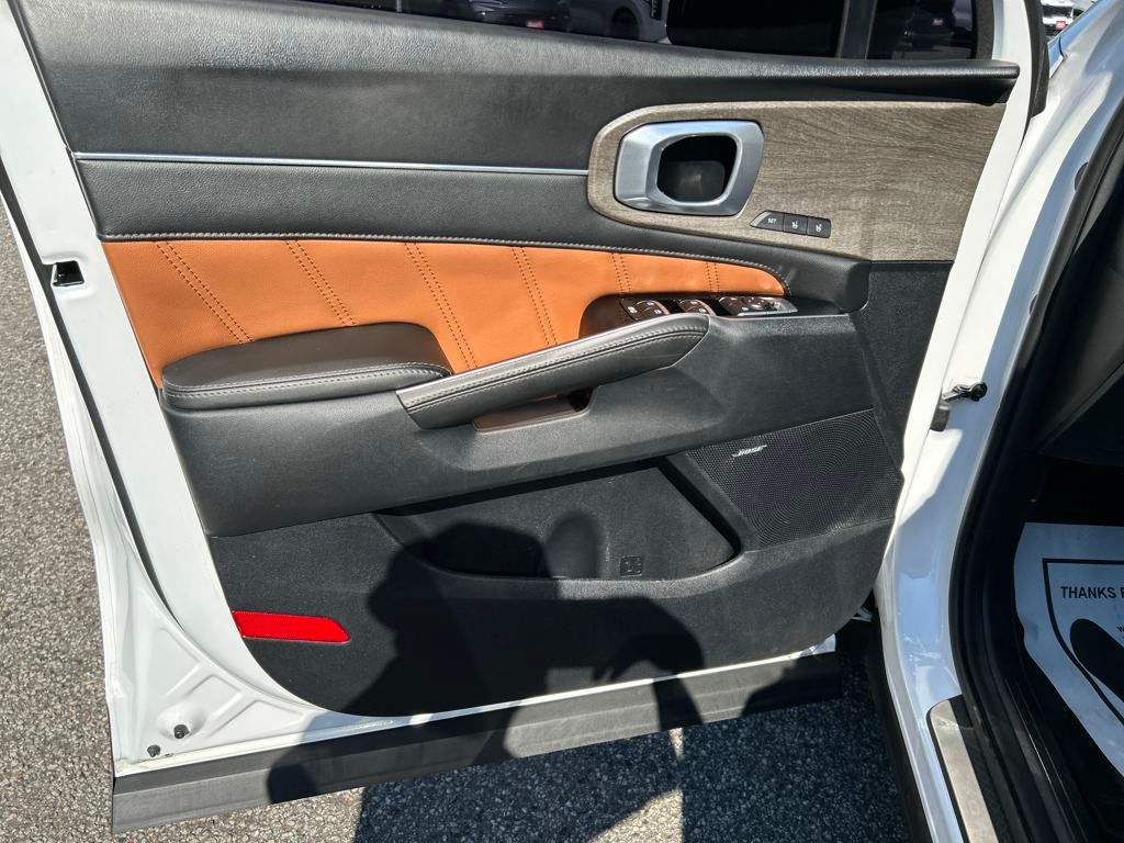 2022 Kia Sorento X-Line SX Prestige photo 9