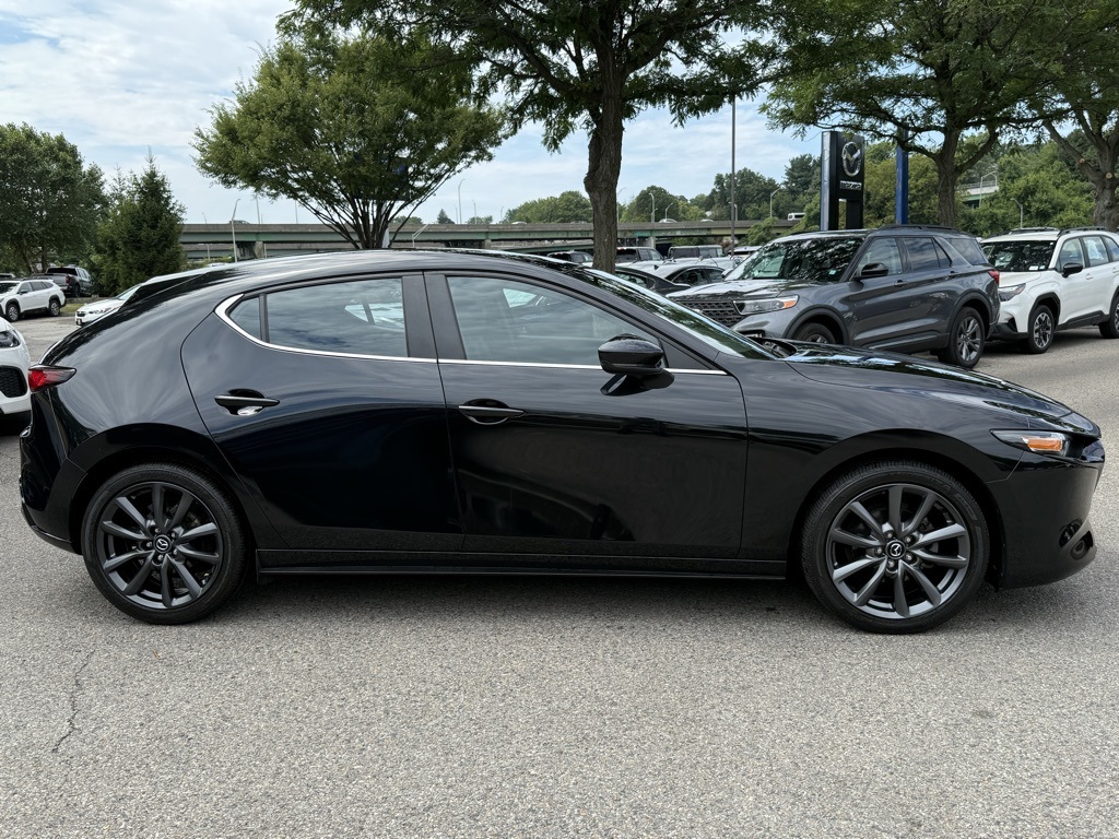2022 Mazda Mazda3 Preferred photo 5