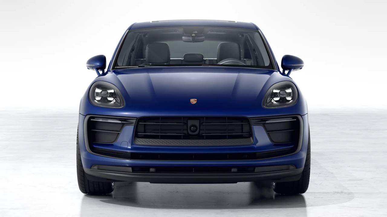2026 Porsche Macan T photo 9