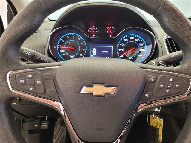 2017 Chevrolet Cruze LT photo 21