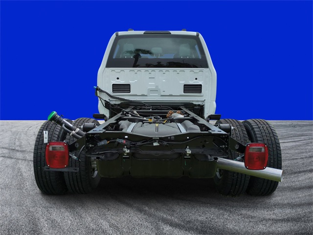 2026 Ford F-350 photo 4