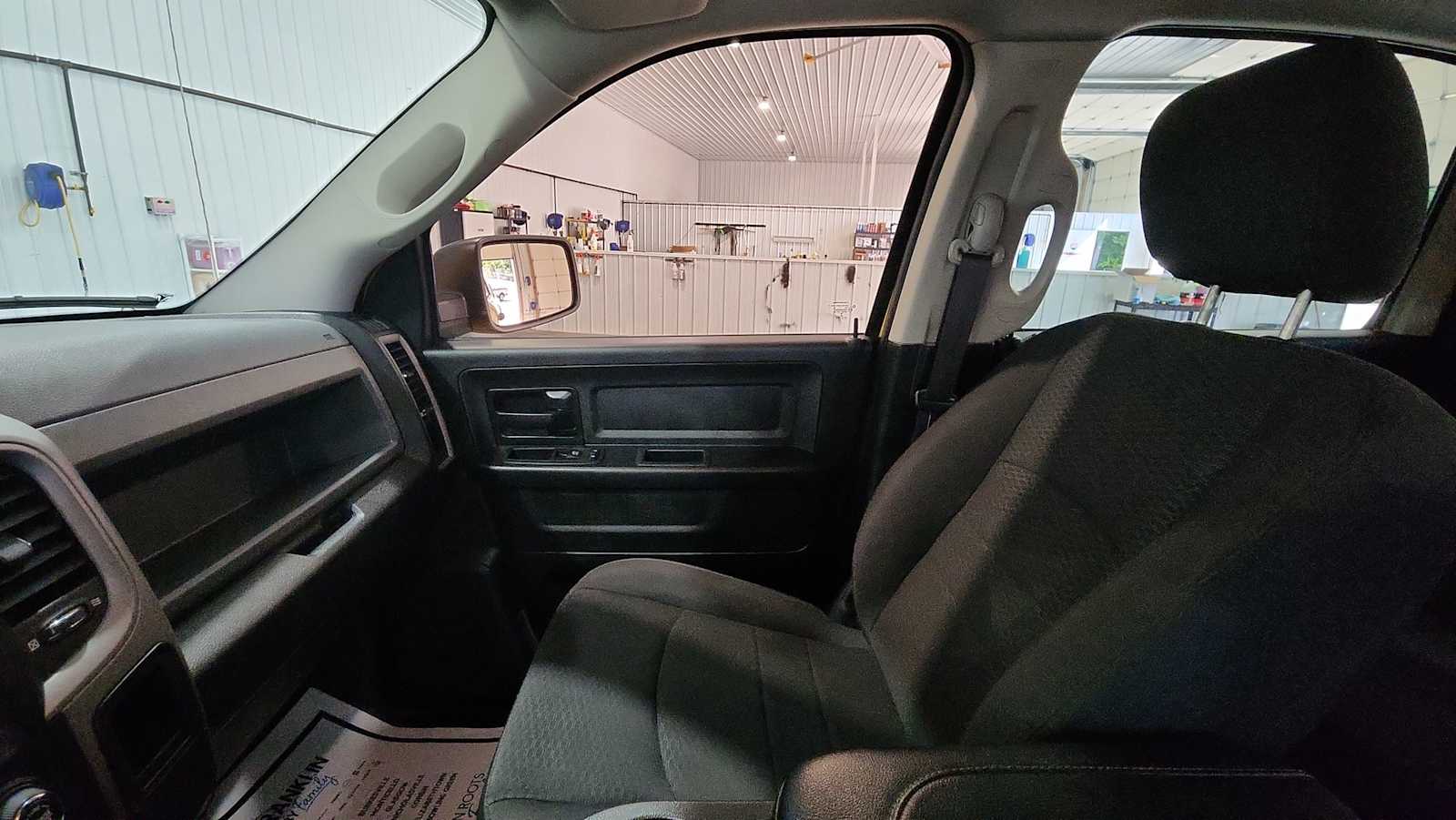 2019 Ram 1500 Classic Express photo 10