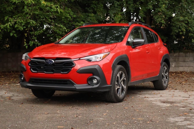 2024 Subaru Crosstrek Premium photo 2