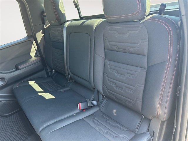 2024 Nissan Frontier PRO-4X photo 12