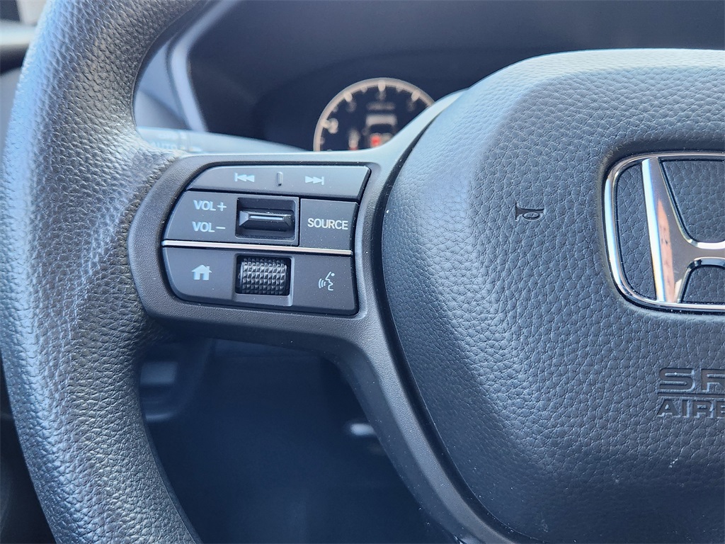 2025 Honda HR-V LX photo 16