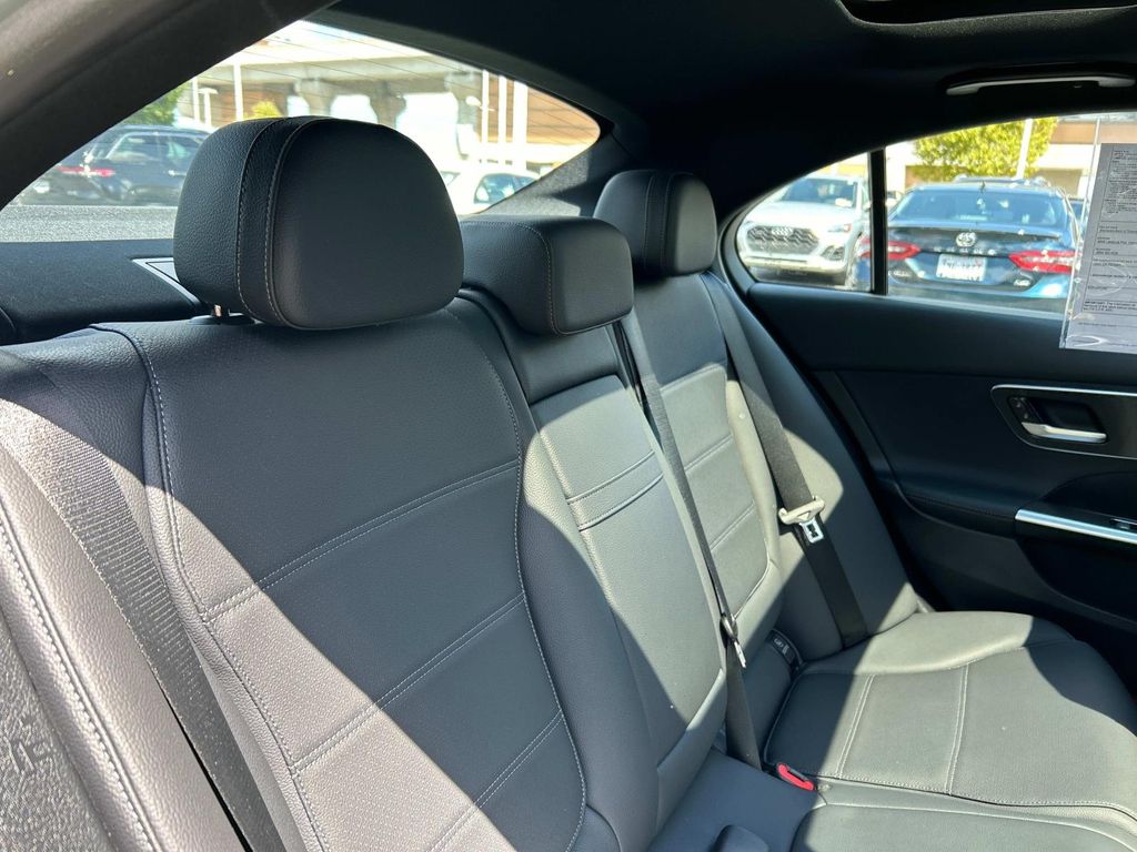 2024 Mercedes Benz C 300 4MATIC photo 26