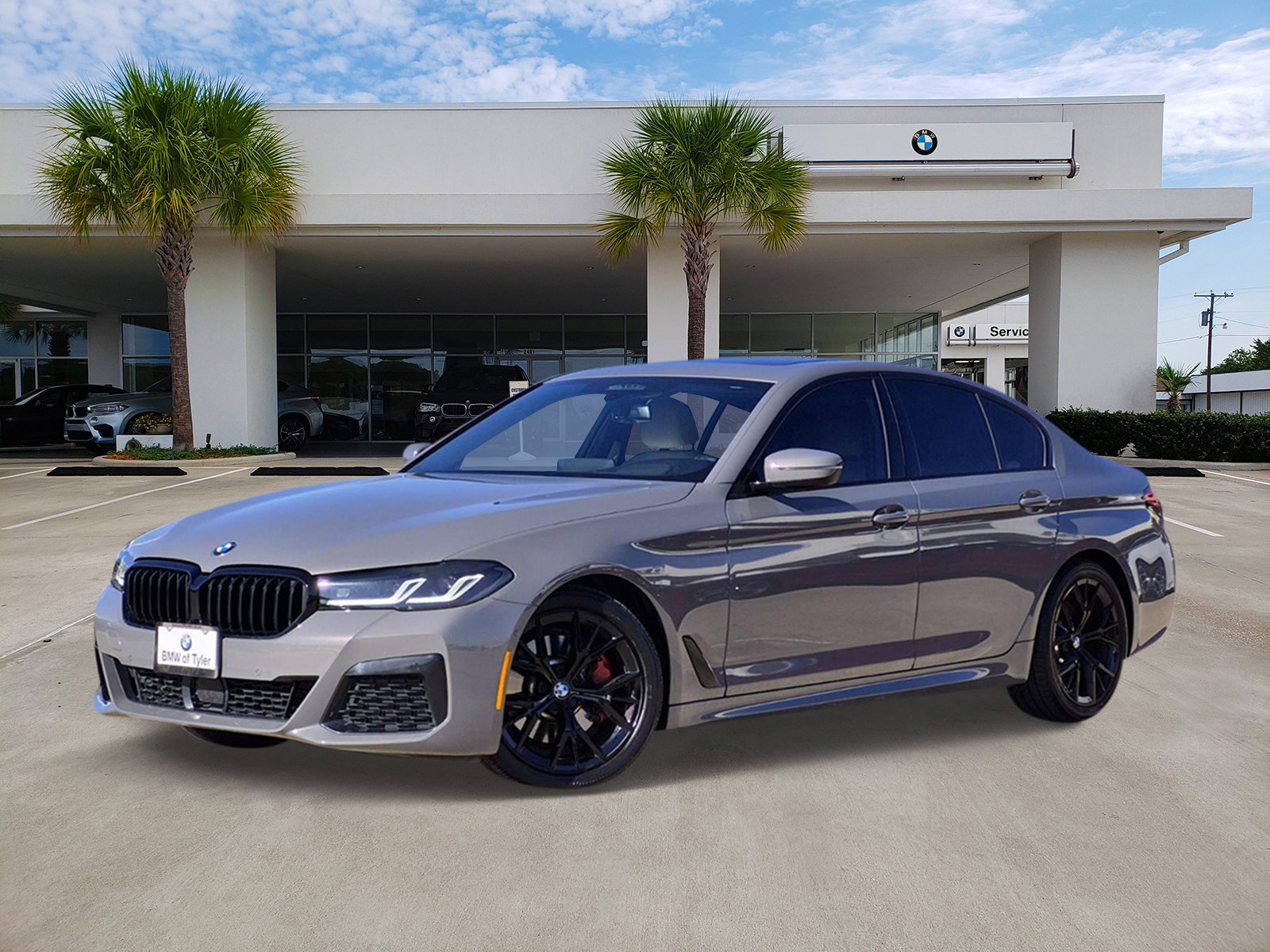 2022 BMW 5 Series 530i's photo