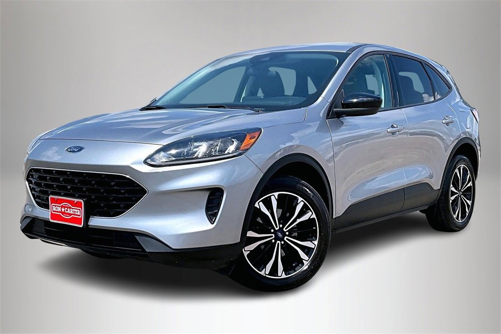 2022 Ford Escape SE photo 3
