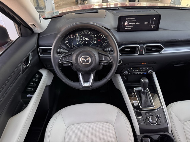 2024 Mazda CX-5 2.5 Premium Plus photo 2