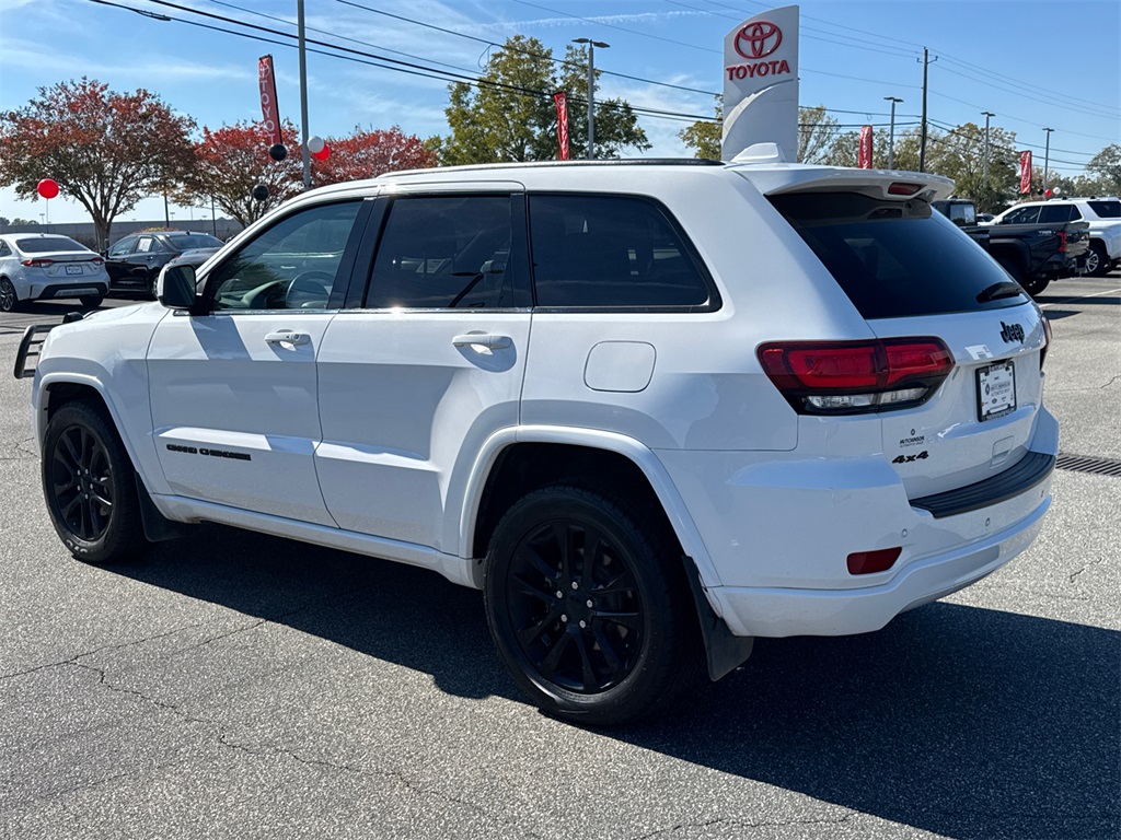 2020 Jeep Grand Cherokee Altitude photo 4