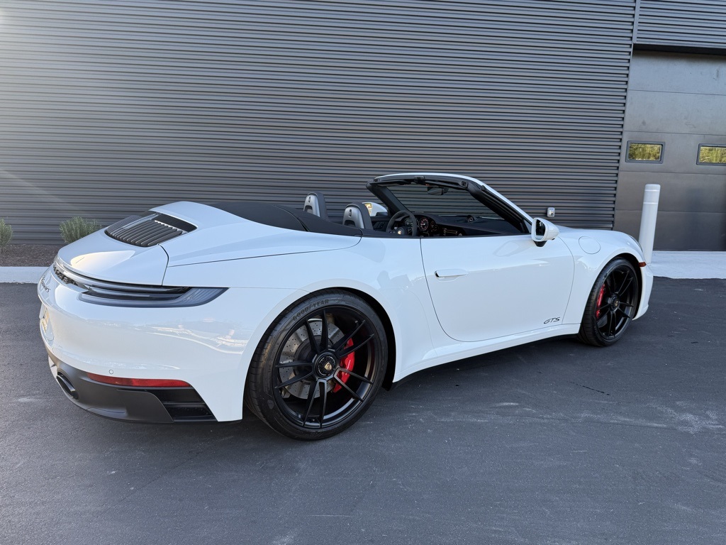2023 Porsche 911 GTS photo 7