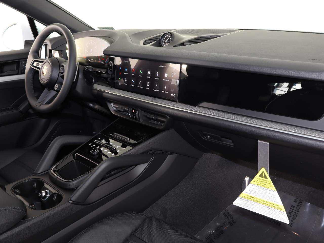 2025 Porsche Cayenne Coupe photo 20