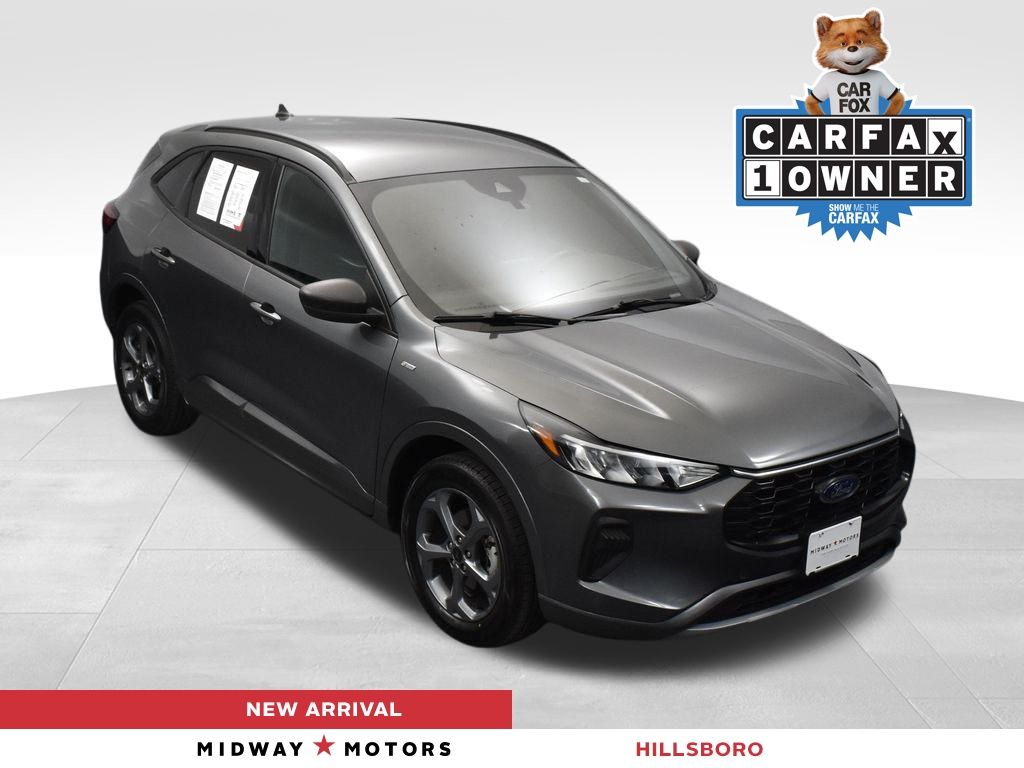 2023 Ford Escape ST-Line's photo
