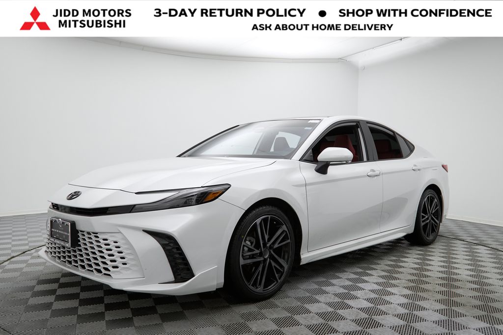 2025 Toyota Camry XSE's photo