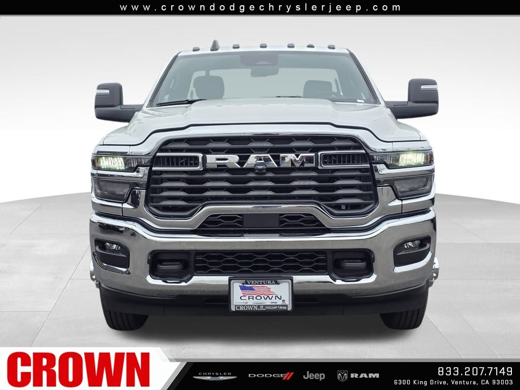 2026 Ram 3500 Tradesman photo 2