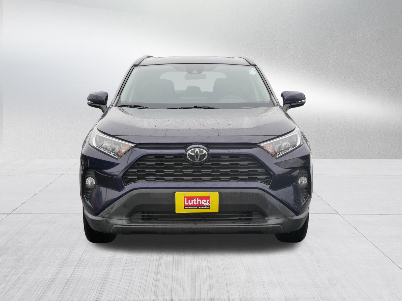 Used 2020 Toyota RAV4 XLE with VIN 2T3P1RFV0LC123995 for sale in Minneapolis, Minnesota