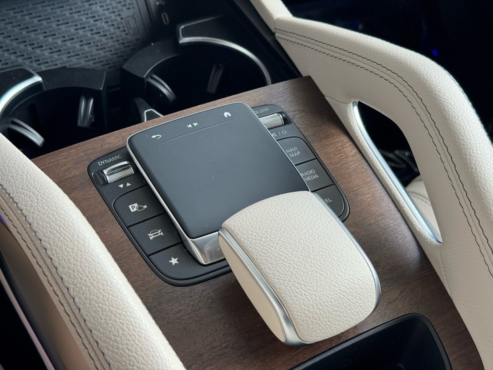 2024 Mercedes Benz GLE 350 photo 36