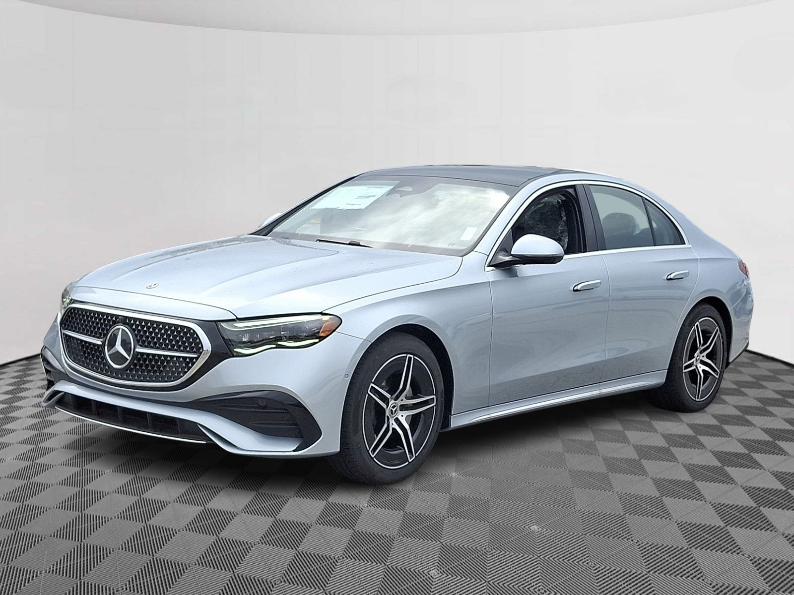 2026 Mercedes Benz E 350 4MATIC Sedan photo 3
