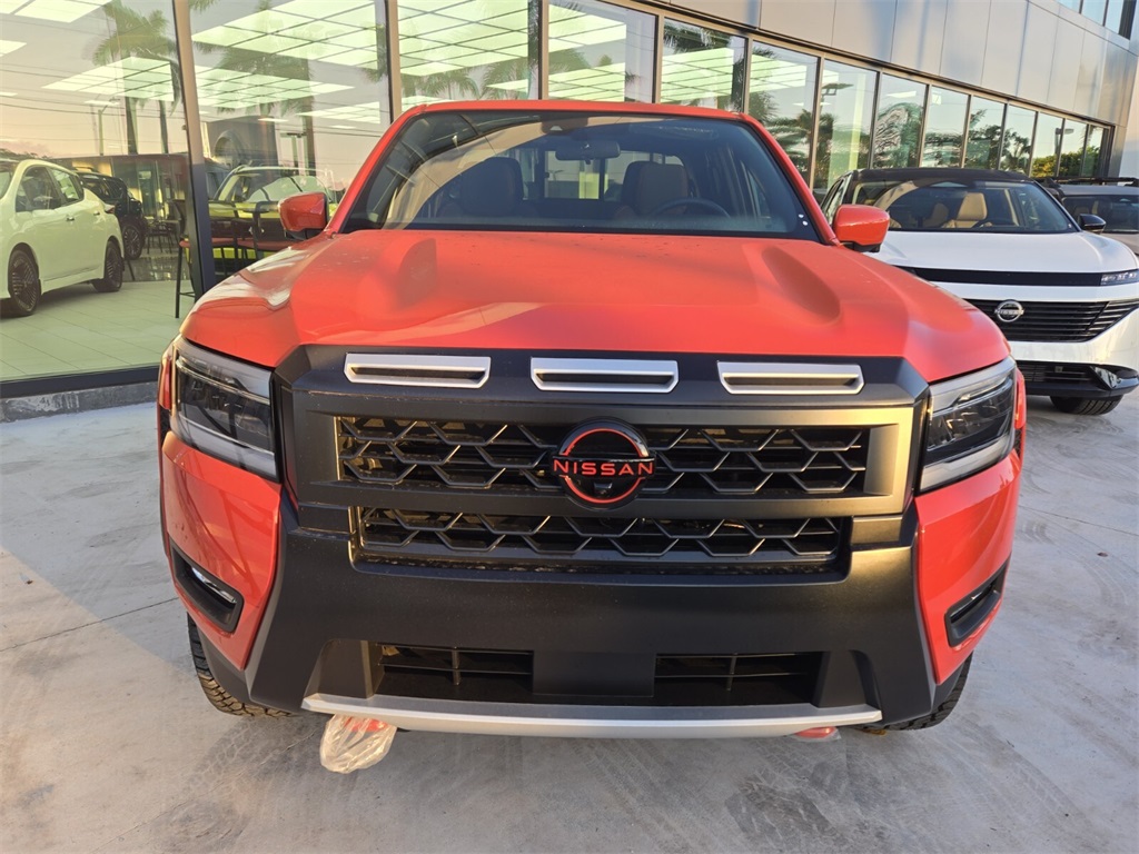 2025 Nissan Frontier PRO-X photo 3