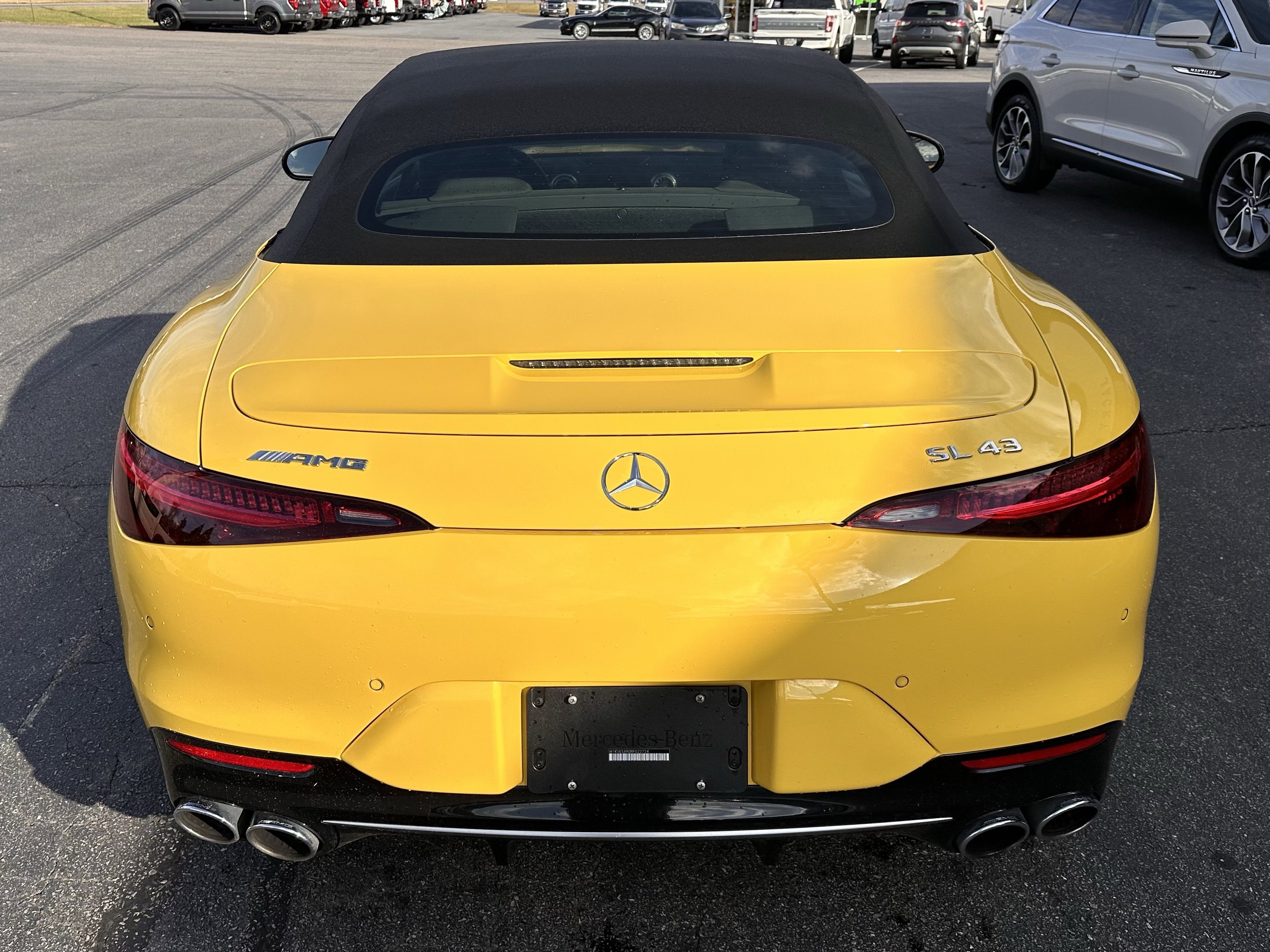 2024 Mercedes Benz SL AMG 43 photo 2