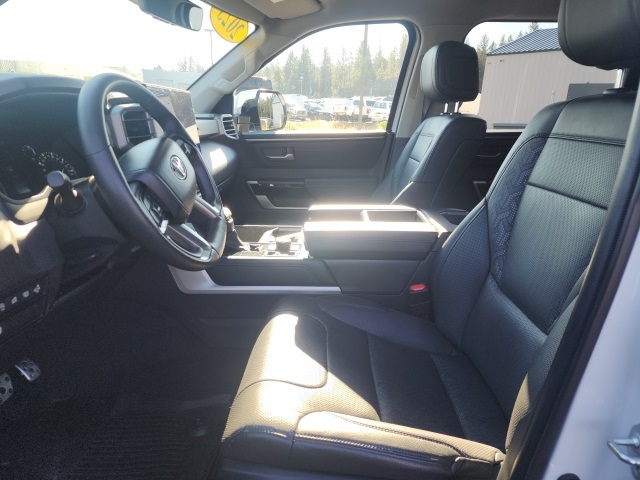 2023 Toyota Tundra Limited photo 2