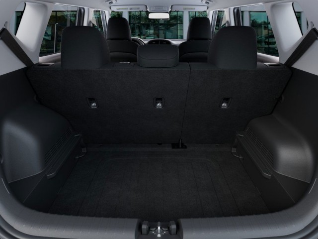 New 2025 Gravity Gray Kia LX image 19