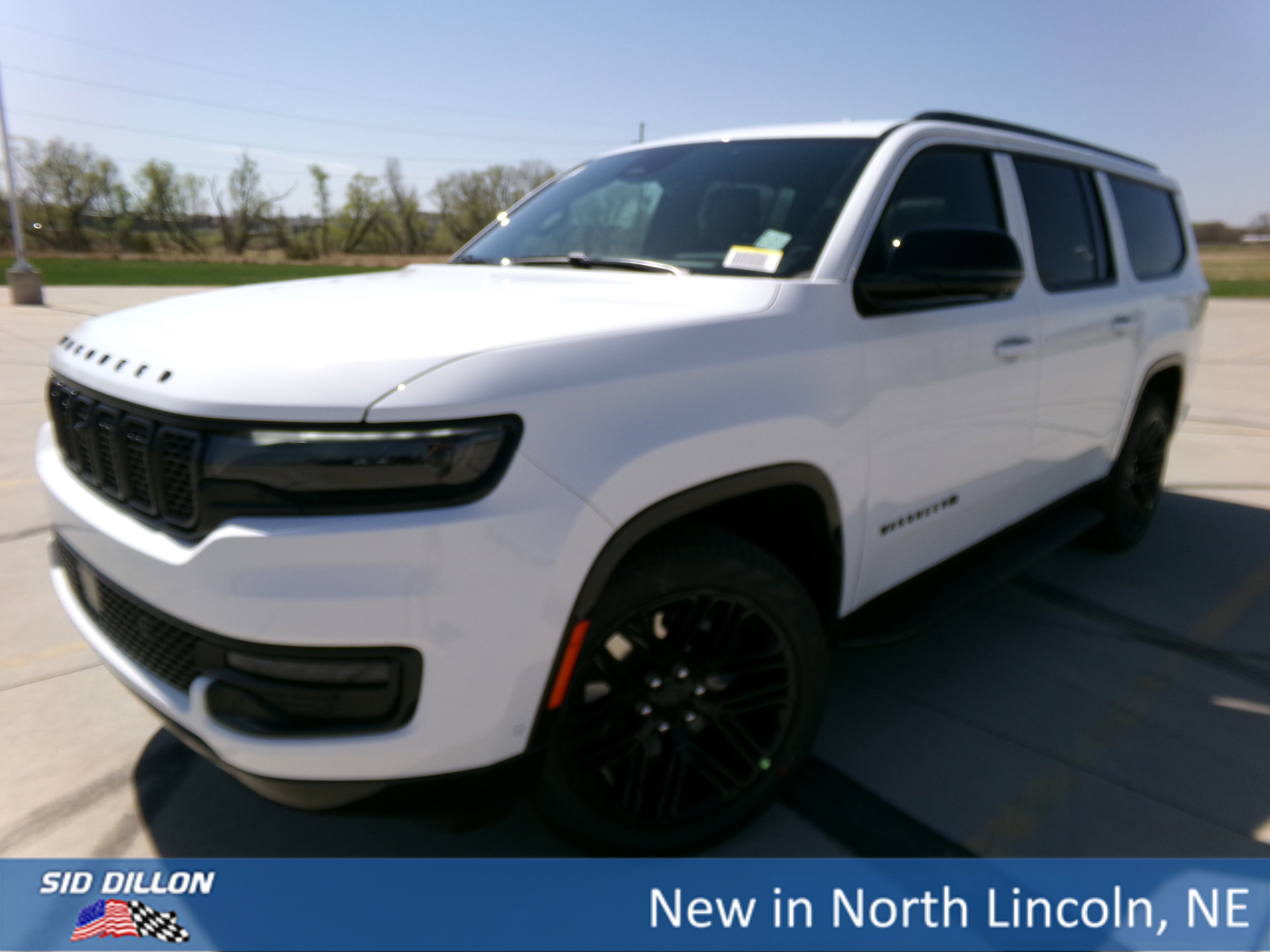 2025 Jeep Wagoneer L Series II's photo