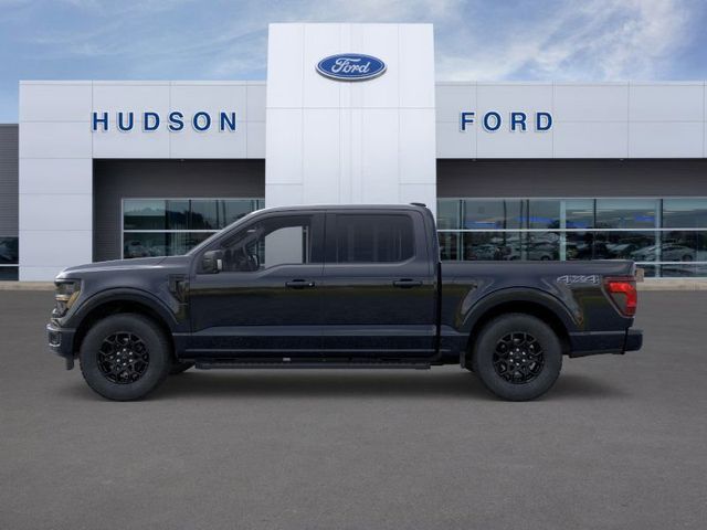 2025 Ford F-150 XLT photo 3