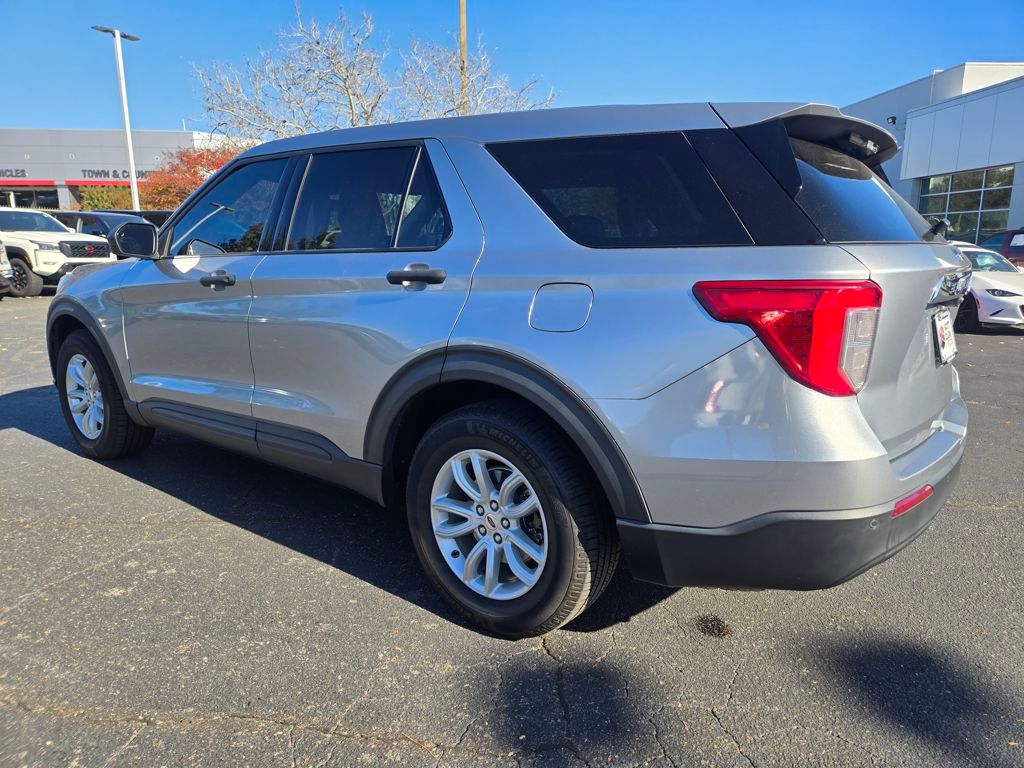 2021 Ford Explorer Base photo 3