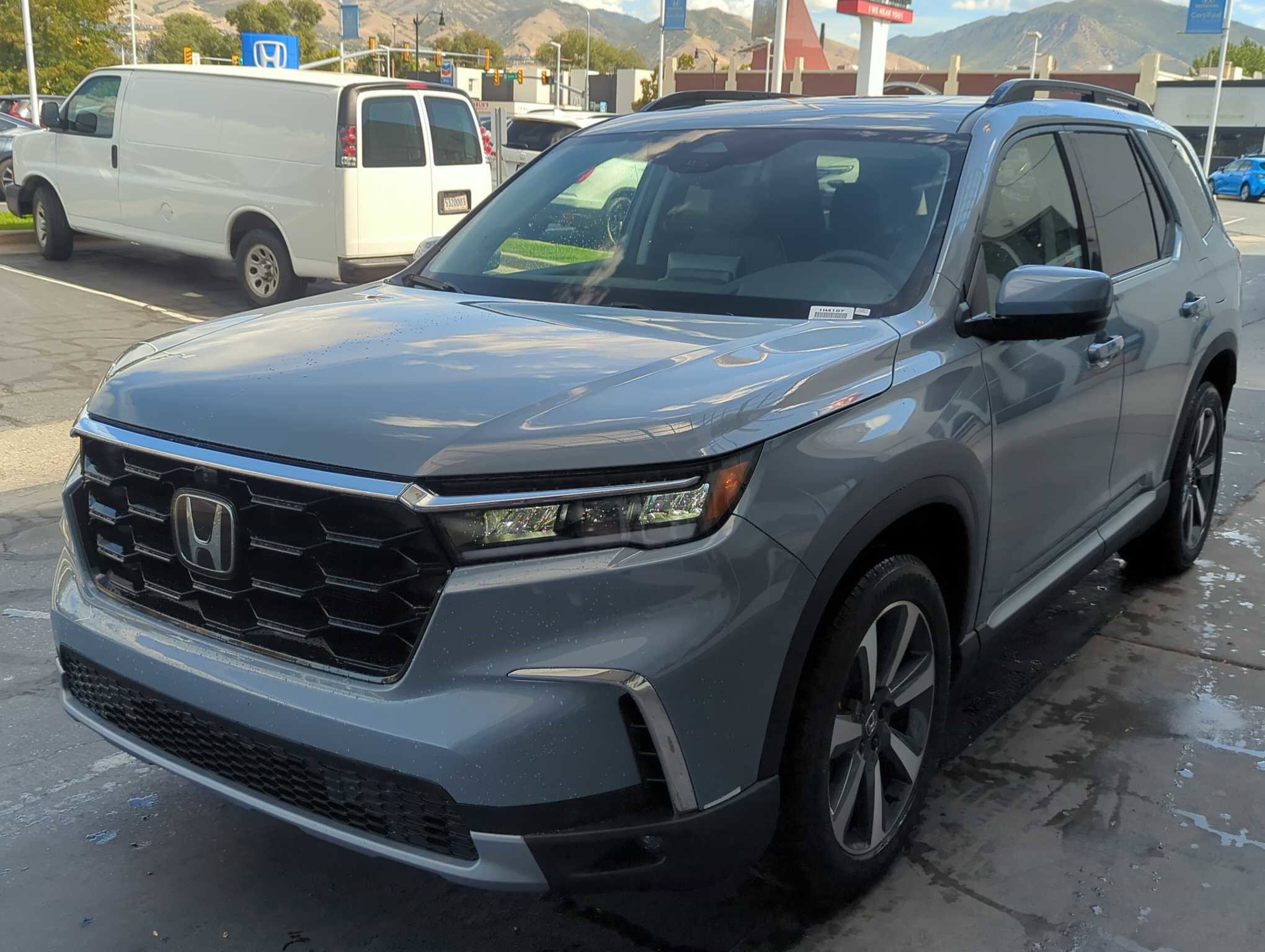 2025 Honda Pilot Elite photo 6