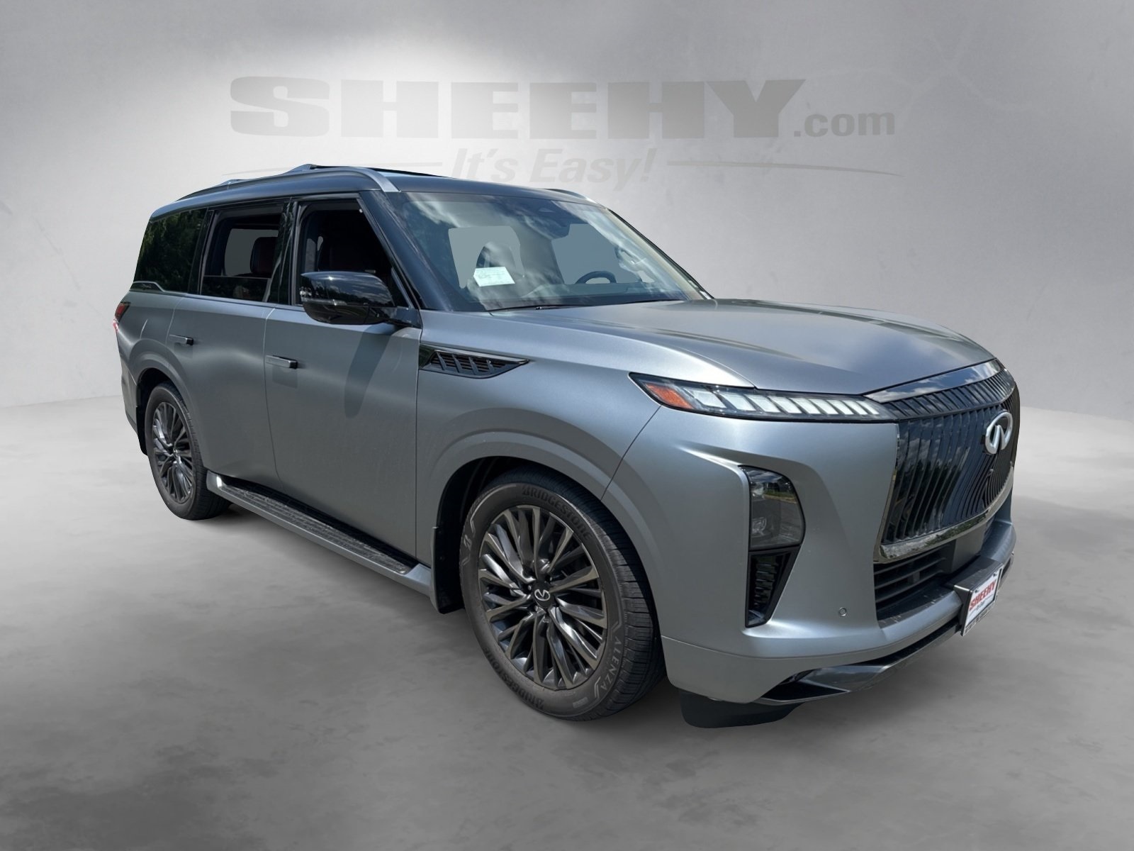 2025 INFINITI QX80