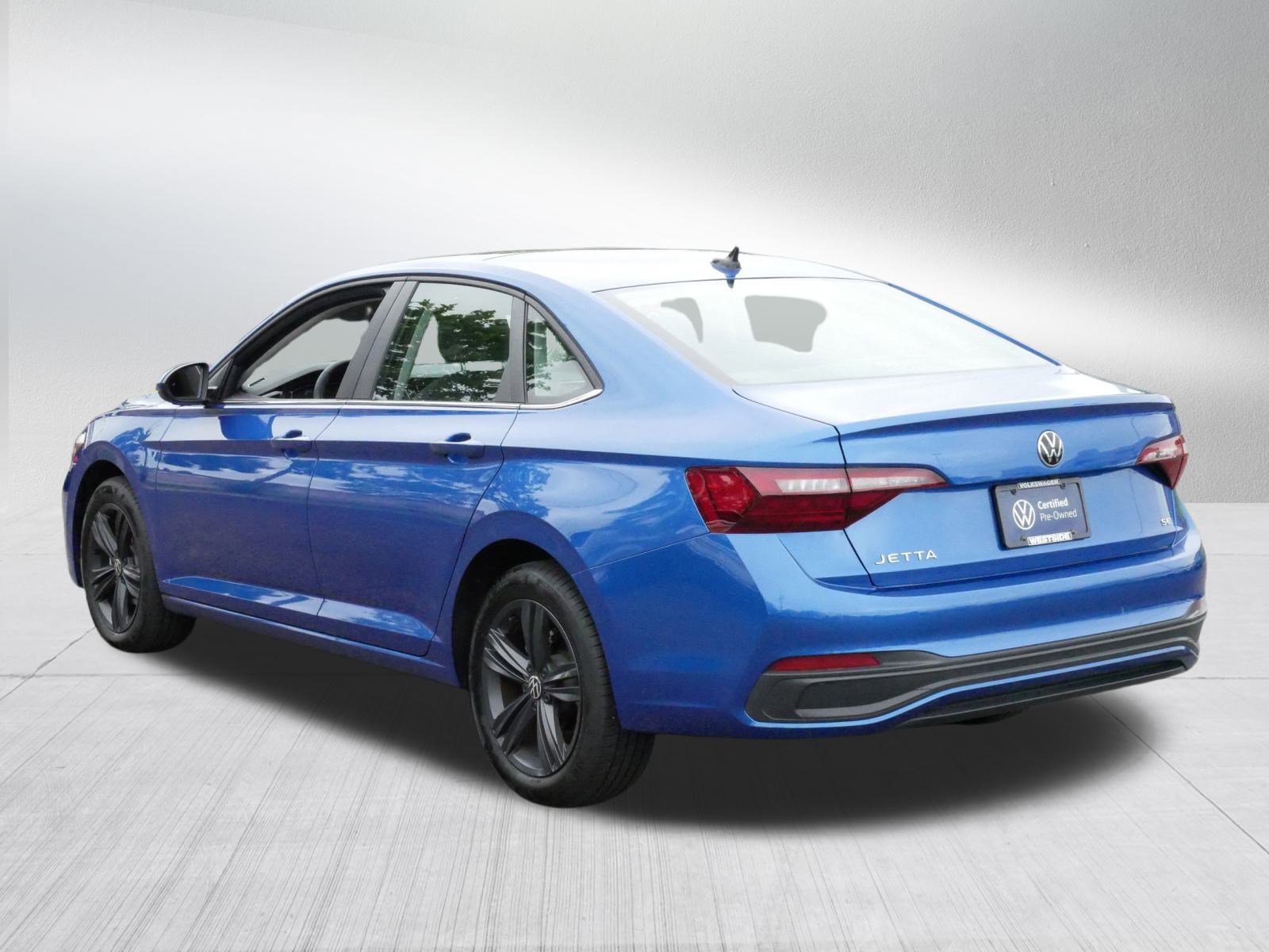2024 Volkswagen Jetta SE photo 5