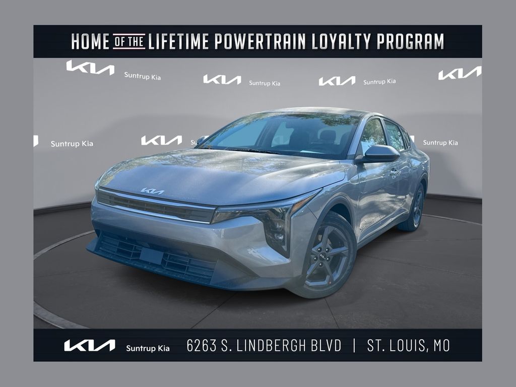 2025 Kia K4 LXS's photo