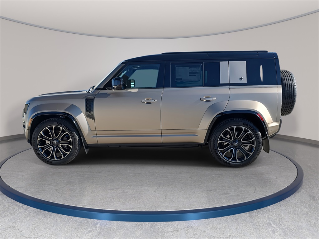 2025 Land Rover Defender 110 V8 photo 8