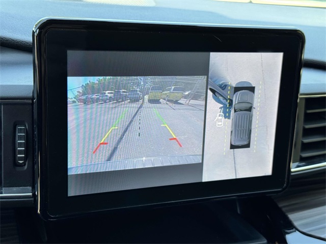 2023 Ford Explorer Limited photo 4