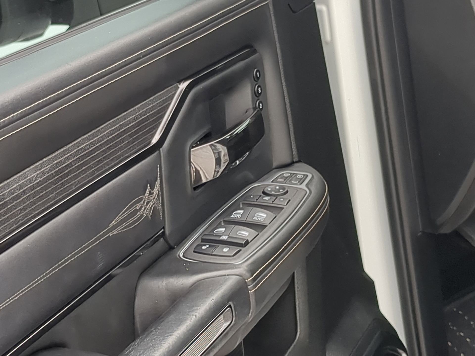 2024 Ram 2500 Limited photo 13