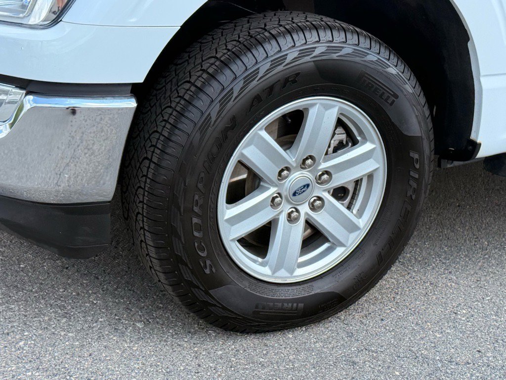 2022 Ford F-150 XLT photo 22