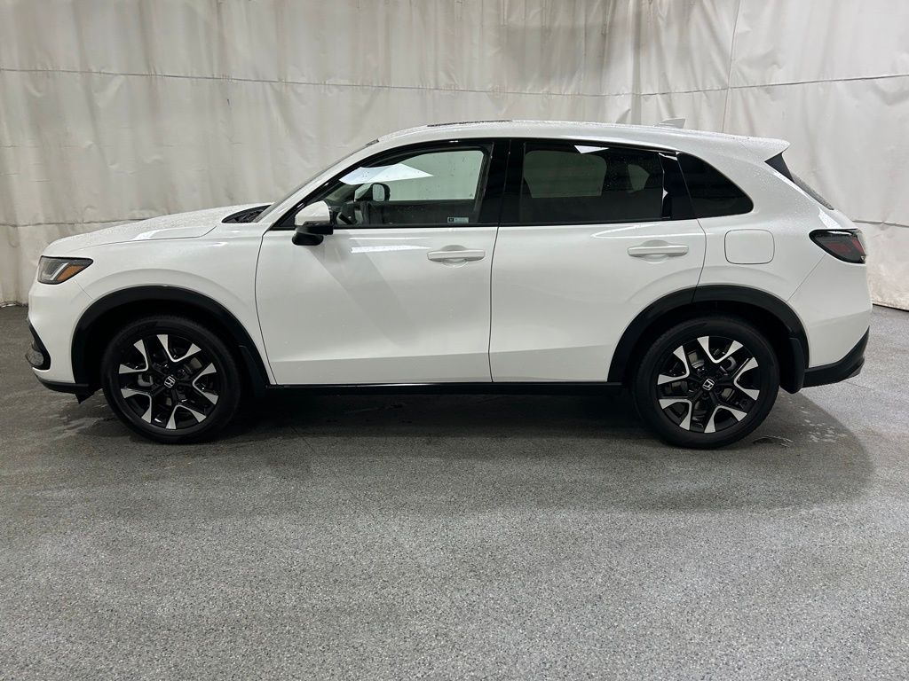 2026 Honda HR-V EX-L photo 3