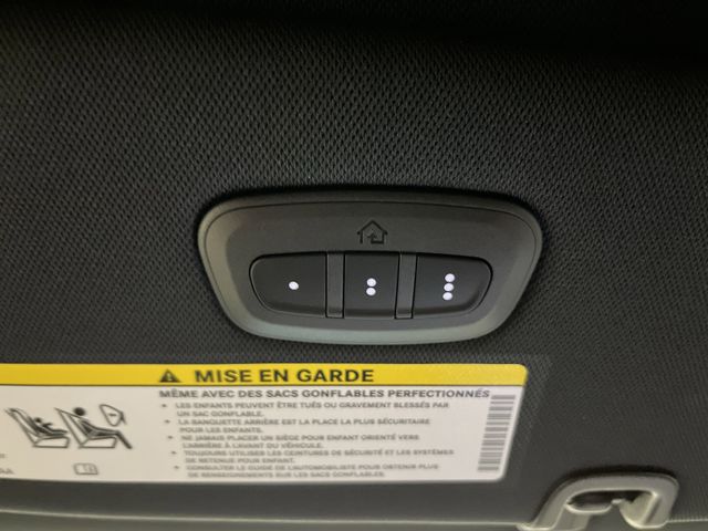 2026 Chrysler Pacifica photo 23