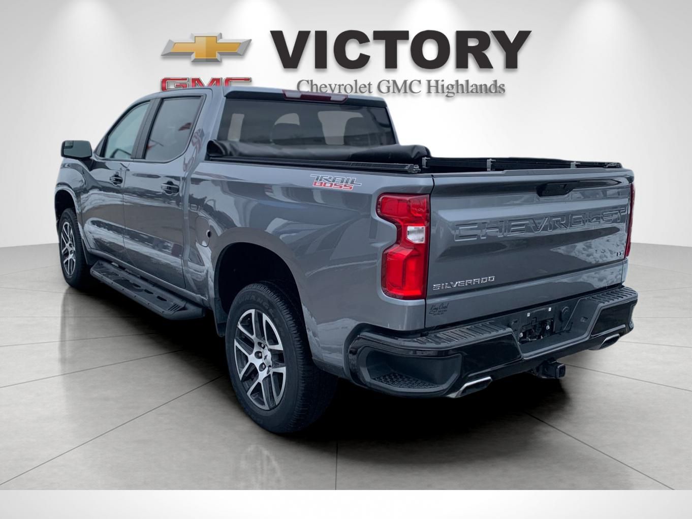 2020 Chevrolet Silverado 1500 LT Trail Boss photo 3